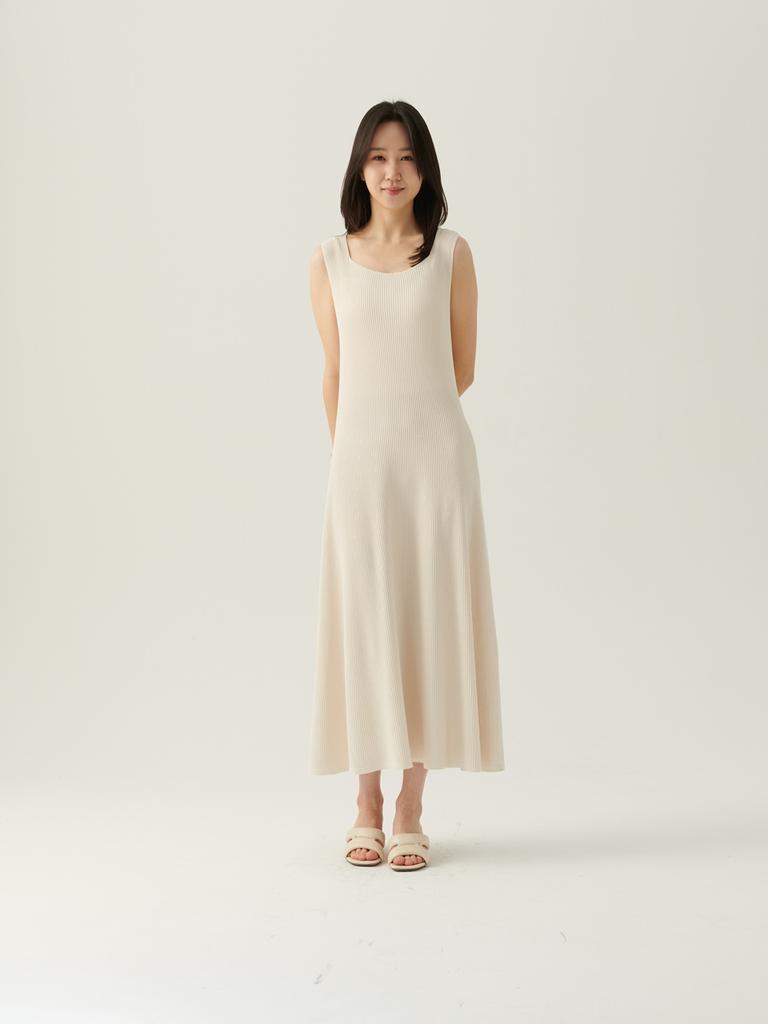 Beiseuseuledeu Haze Sleeveless Dress - Ivory