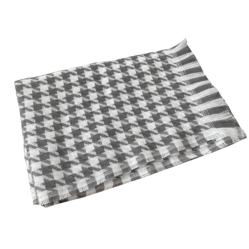 Simple new classic black and white imitation cashmere scarf women's thickened thermal air conditioner neck protection shawl scarf