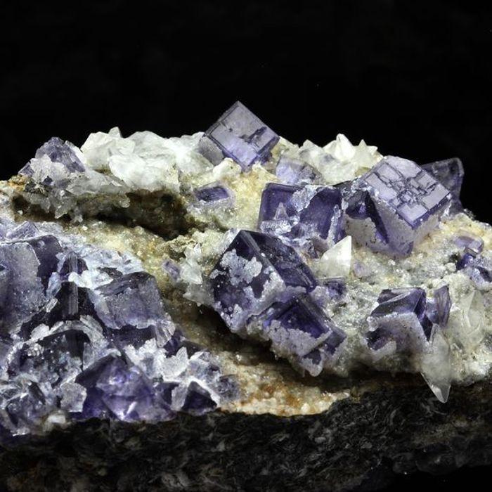 Pierres et Minéraux. Fluorite. 558.0 ct. Yanci, Igantzi, Navarre, Espagne.