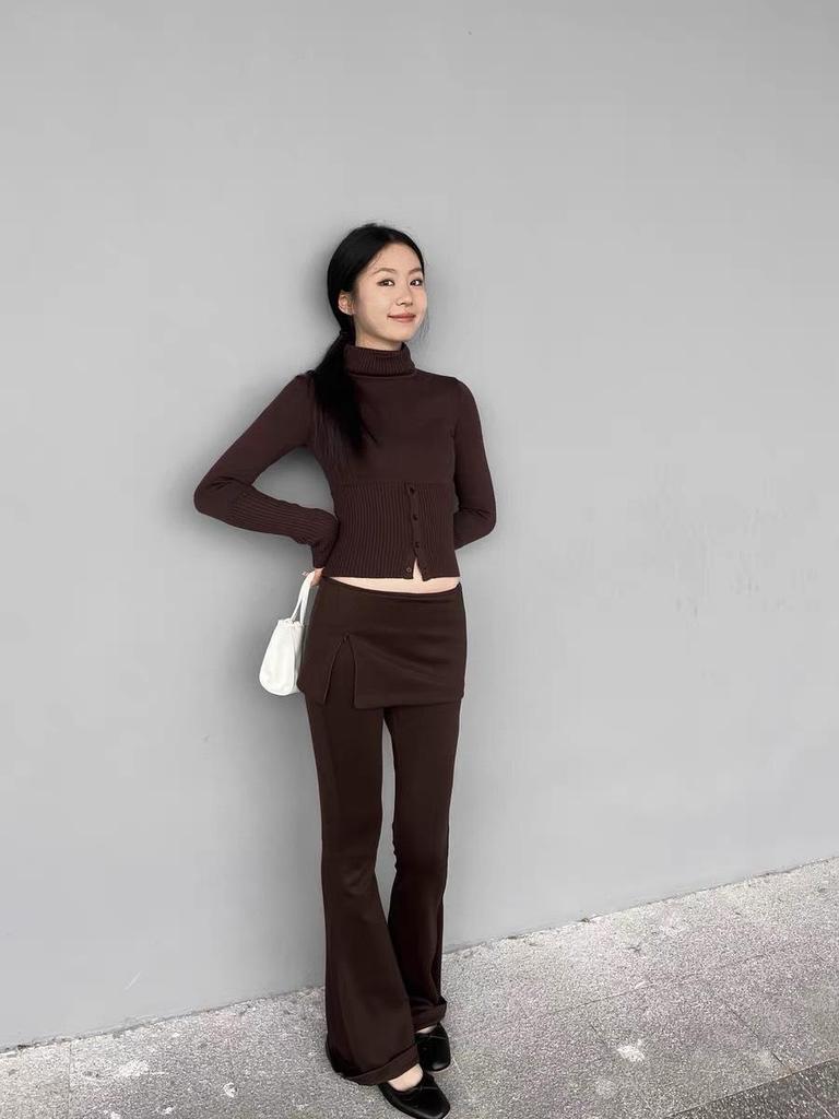 Slim Fit Elastic Knitted Slit Skirt Pants - Women's Short Micro-Flared Style