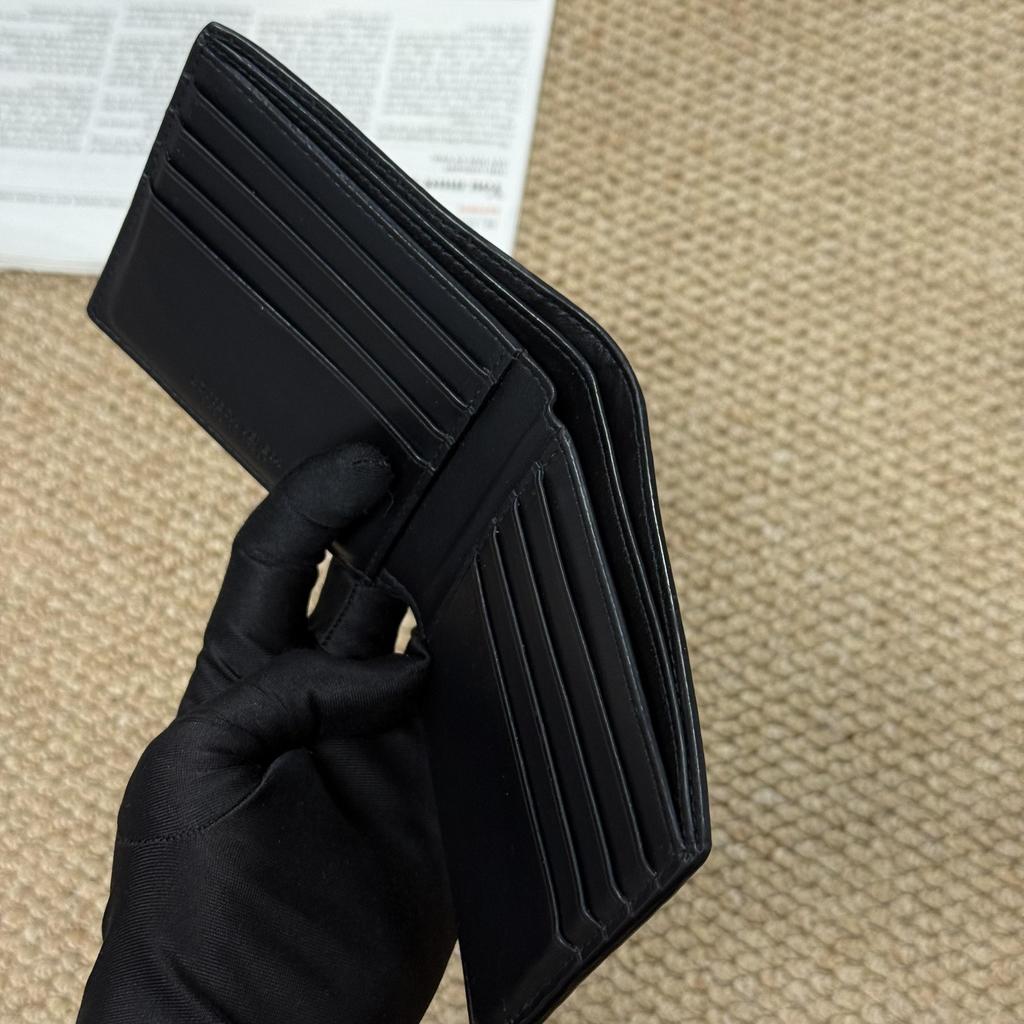 [Pre-Owned] Intreccio Woven Classic Bifold Leather Wallet Small - Very Good #10S27AA
