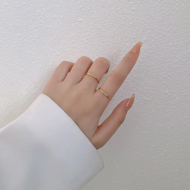 Stainless Steel Gold Color 1 mm Thin Finger Ring With Zirconia Wedding Band Personality High Quality Luxury Jewelry Party Gifts