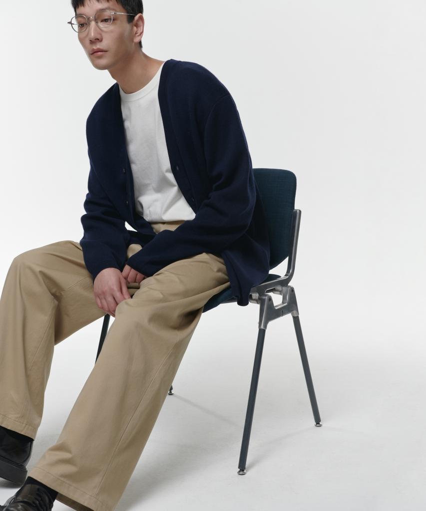 Musinsa Standard Curved Wide Chino Pants [Beige]