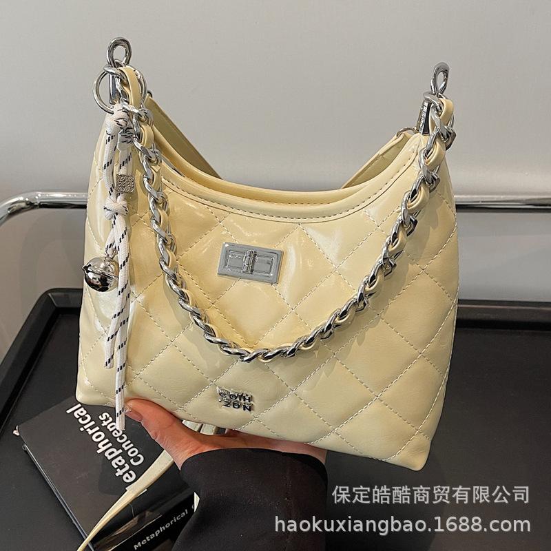 Rhombus chain bag women's summer 2025 new niche design messenger bag high-end sense foreign style shoulder bucket bag
