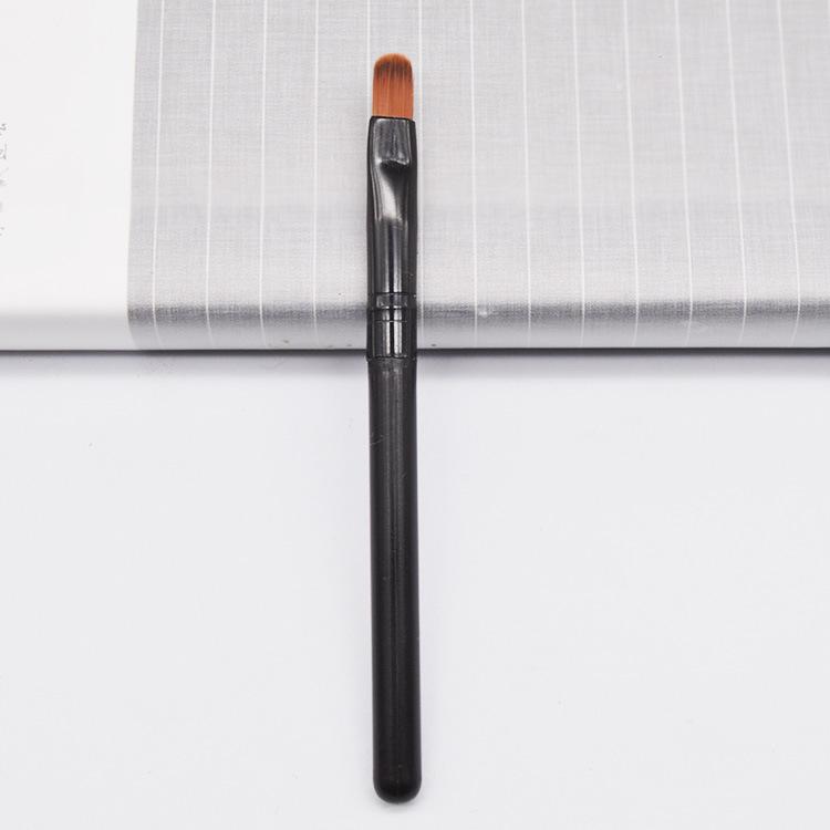 

Versatile Beauty Makeup Brush Set: Eyeshadow, Lip, Eyebrow, and Concealer Brushes