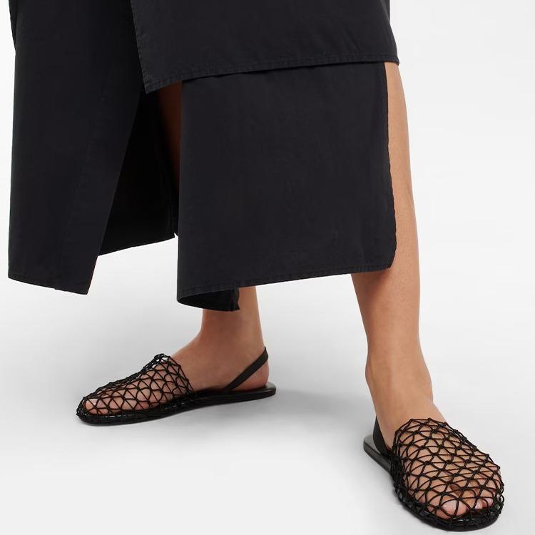 

Niche fishnet woven hollow Roman sandals women s summer new fisherman flat bottom round head bag head half slippers 40 чёрный