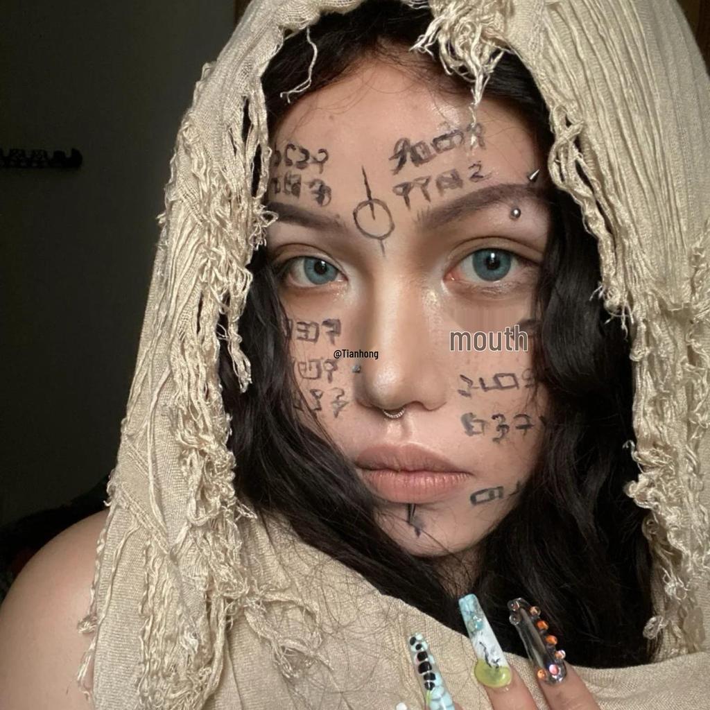 Dune-Style Wasteland Scarf Cape: Battle-Damaged Beggar Hood Accessory