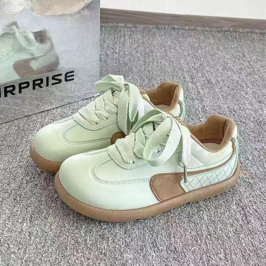 Campus style niche thick-soled German training shoes spring new Korean casual lightweight sports shoes
