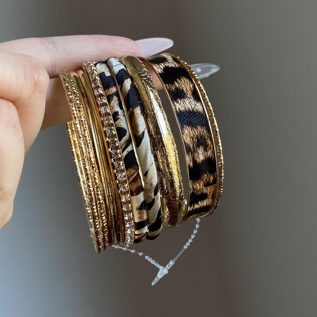 Americký kožený otevřený náramek s leopardím potiskem: Trendy, luxusní dámský módní náramek