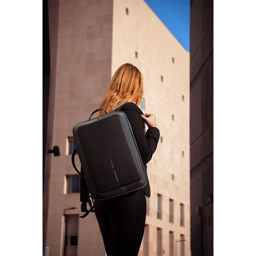 XDDESIGN Men's Bobby Biz 2.0 Backpack, Black, Functional Laptop Backpack for Business and Office Workers