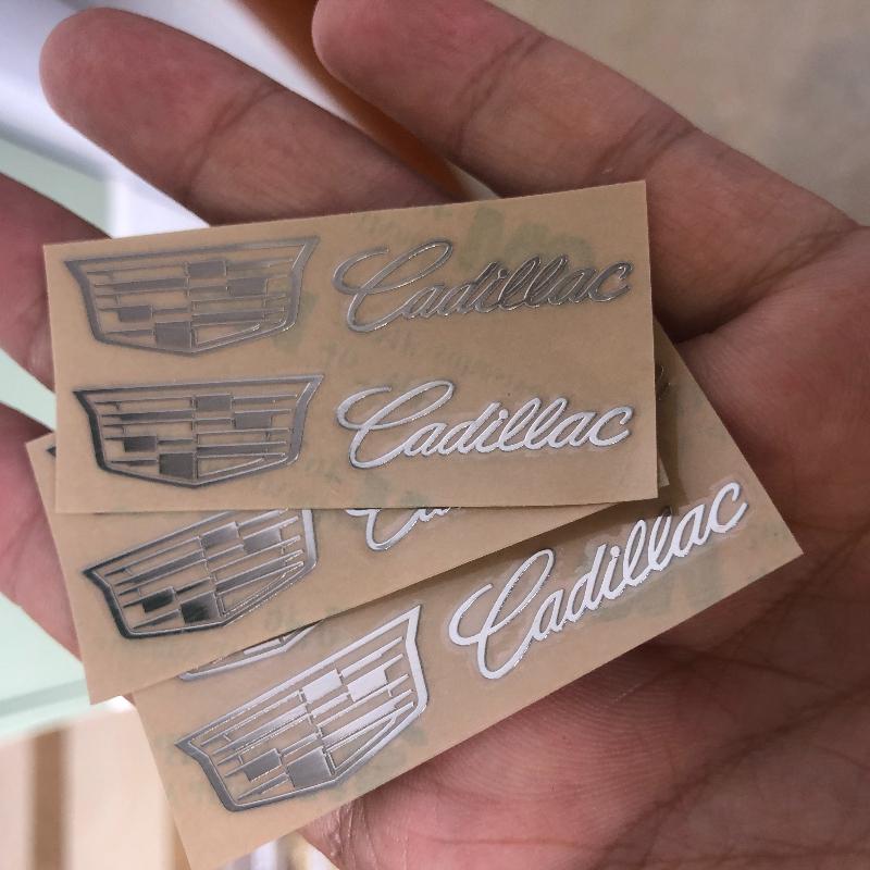 Small Metal Stickers Car Emblem Wiper Window Decals for Cadillac ATS BLS CT4 CT5 CT6 CTS ESCALADE EXT SLR SLS XLR XT4 XT6 XTS