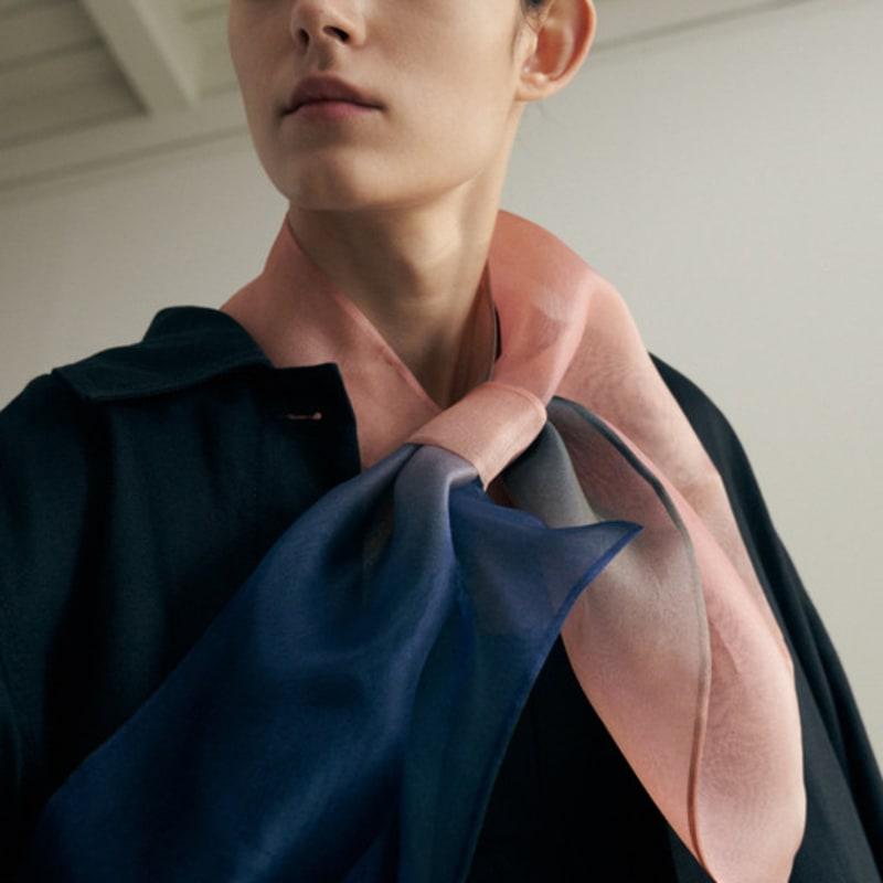 Saint Luxure Pillow Soap L Pla Women's Neck Scarf SL20FPLFLBG