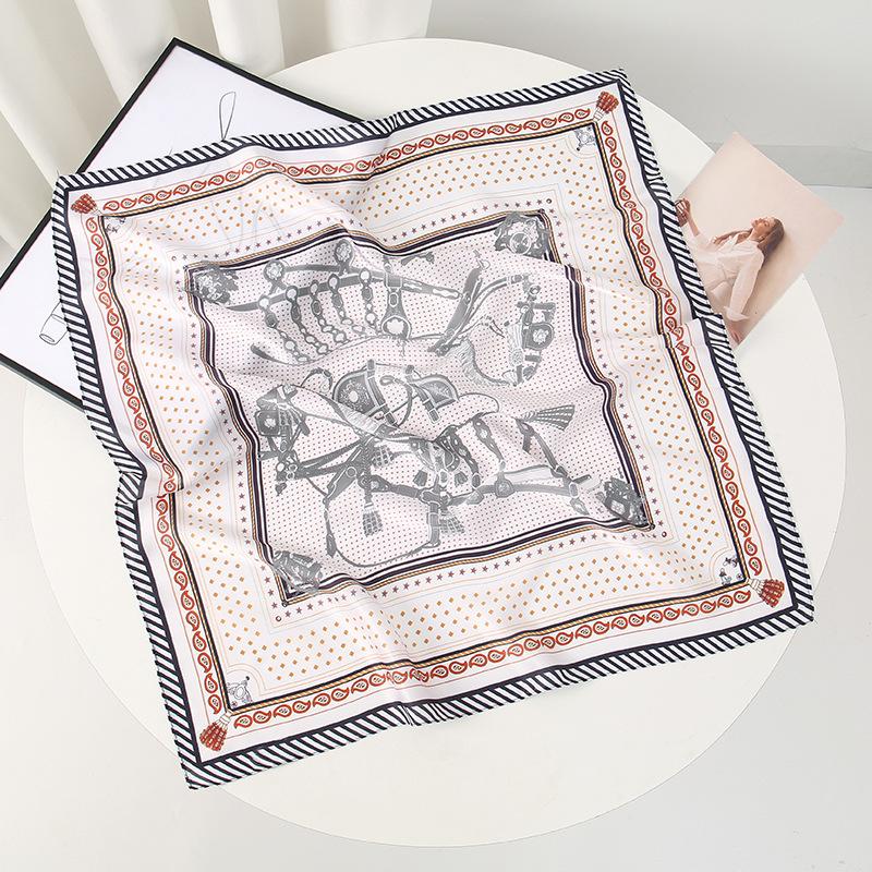 Skin-friendly chain simulation silk small square scarf breathable sunscreen scarf neck protection small scarf 71CM women's silk scarf