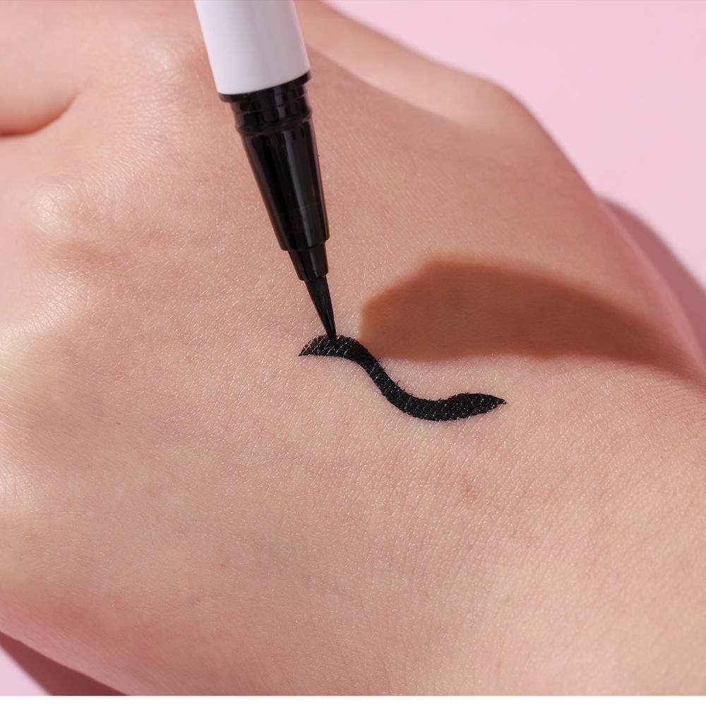 Eyeliner impermeabile a 5 colori Trucco Cosmetici di bellezza Eyeliner a lunga durata Ombretto Strumento per il trucco Non facile da sbavare Eyeliner