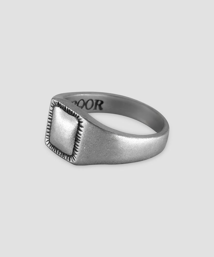 Quarqor #5107 Ring