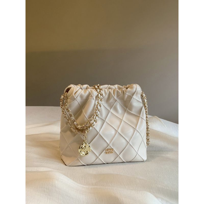 

South Style Chio2nd Quilted Exquisite Chain Bucket Bag COCONUT MILK WHITE