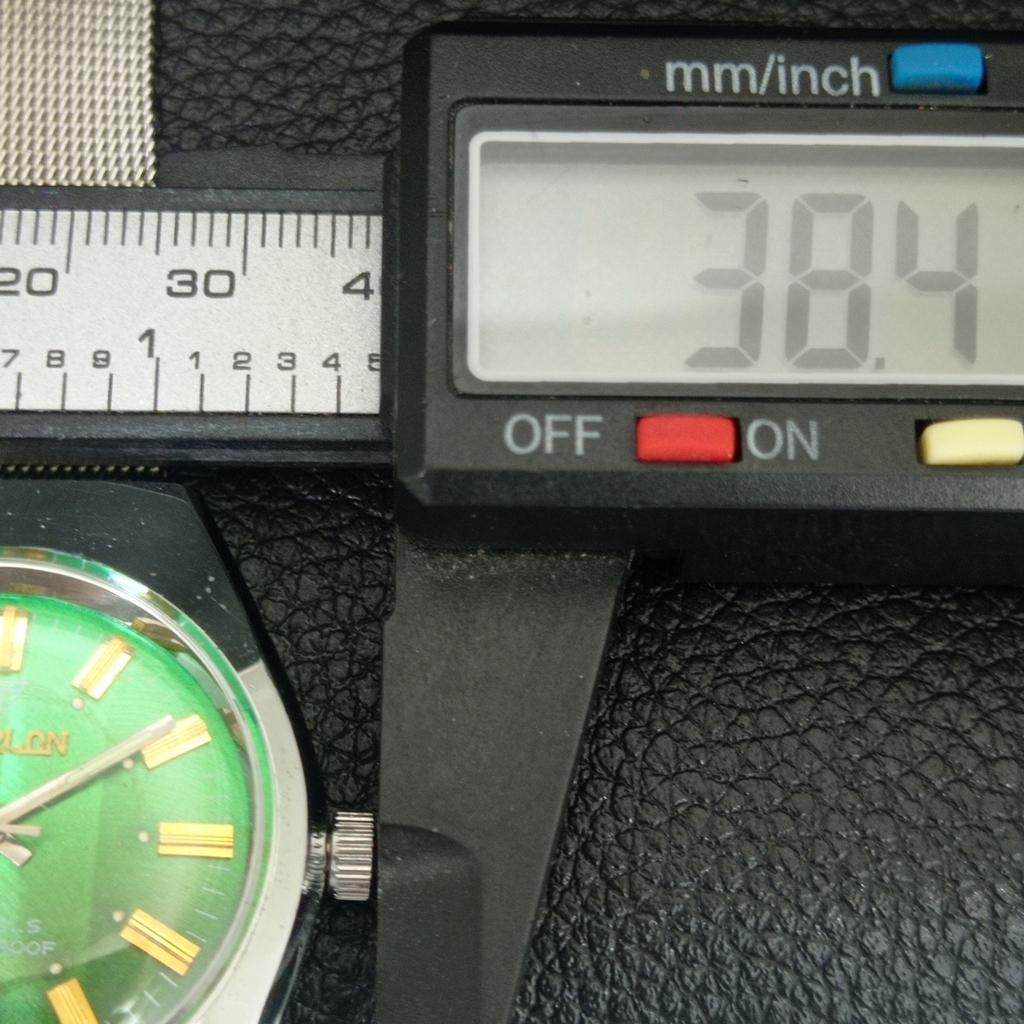 VINTAGE SIMPLON HAND-WINDING SWISS MENS REFURBISHED GREEN DIAL WATCH A704625-1