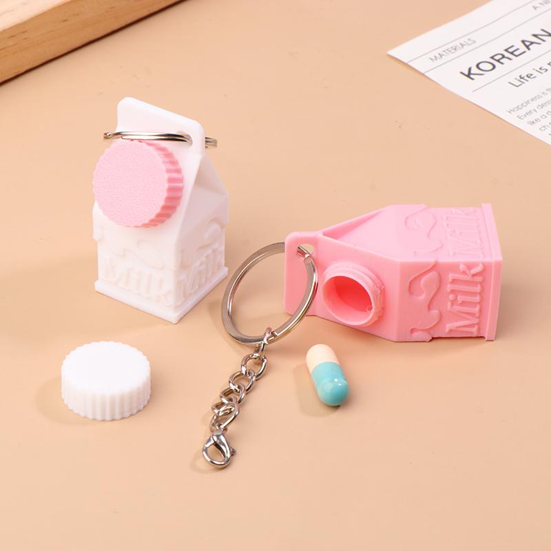 Portachiavi Ciondolo Cartone del Latte Mini Forma di Cartone del Latte Scatola Porta Pillole Contenitore Portatile Ciondolo Per Zaino Borsa Portachiavi