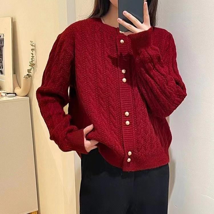Lockere Damenstrickjacke mit Doppelknopfverschluss, Zopfmuster und Rundhalsausschnitt für Herbst und Winter