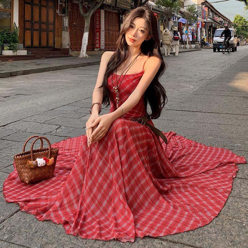 Unique and Beautiful Red Plaid Suspender Dress Summer Seaside Vacation Waist Slim Mesh Dress