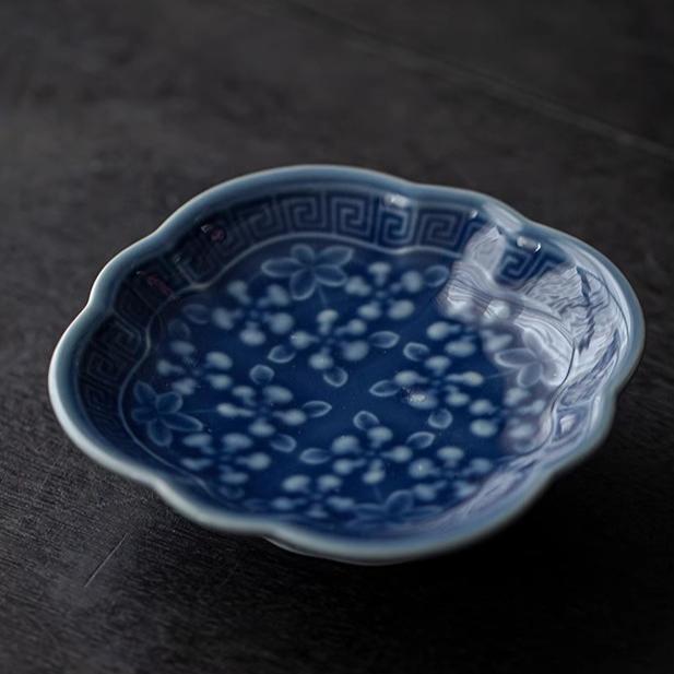 Chinesische Keramik Relief Dim Sum Tablett Hohes Obsttablett Kreatives Trockenobsttablett für Zuhause Teezeremonie Zubehör