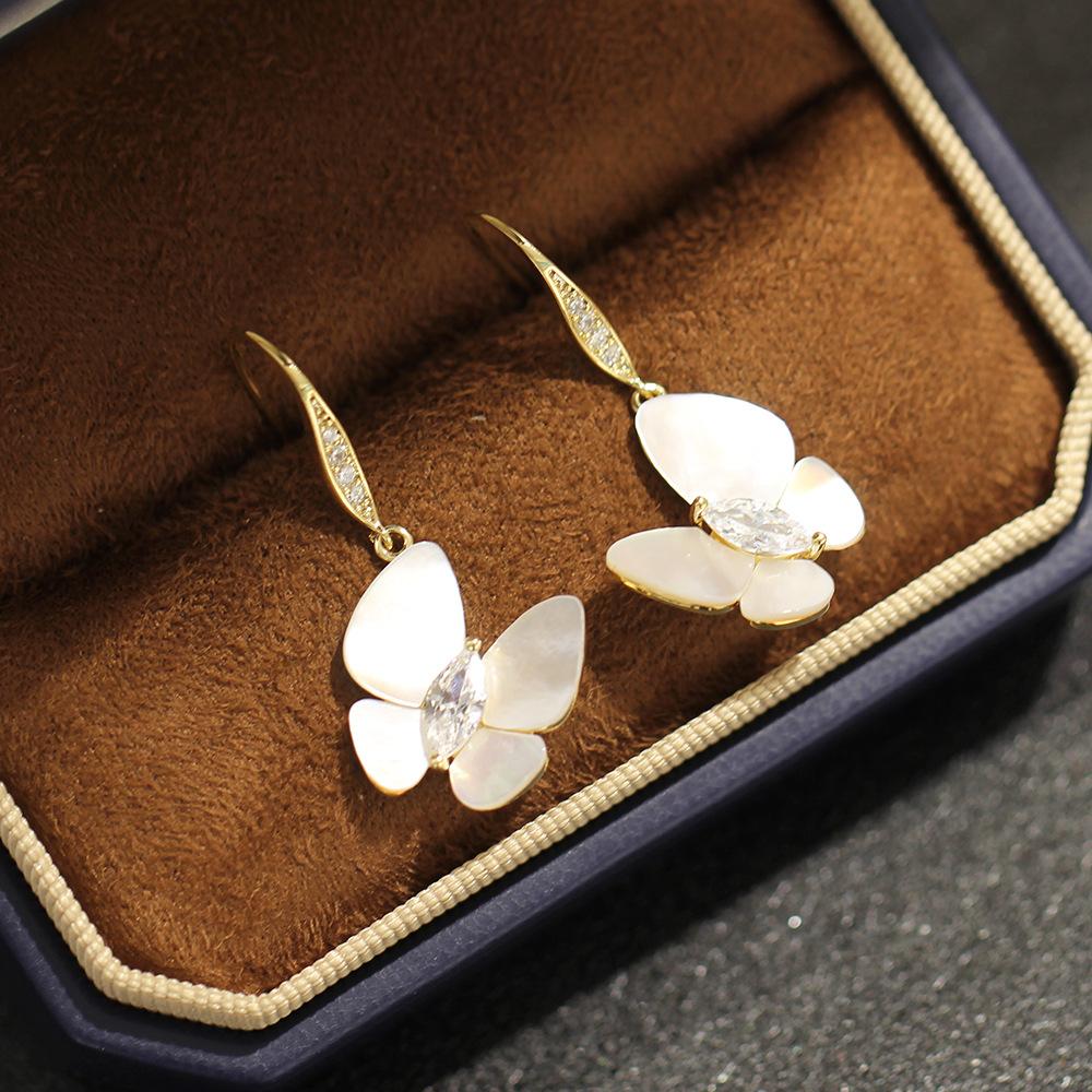 High-end sense of simplicity, fairy spirit, natural fritillary butterfly earhooks, exquisite diamond-encrusted temperament, gold-plated earrings, stud