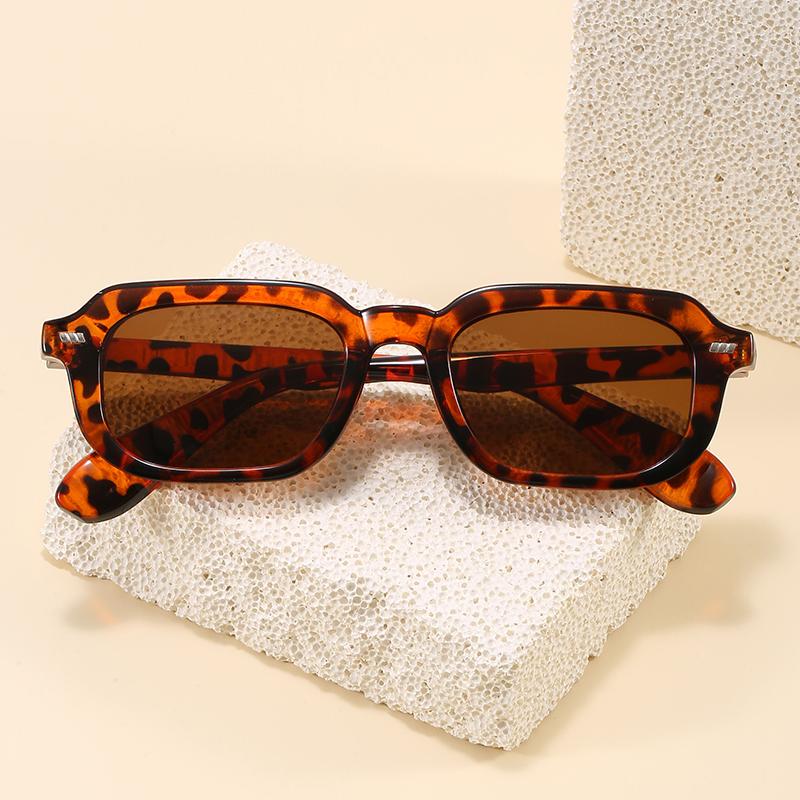 3Pcs Fashion Square Rivet Design Sunglasses Vintage Colorful Lens Sun Glasses Men Women Simple High-Quality Eyeglass Uv400