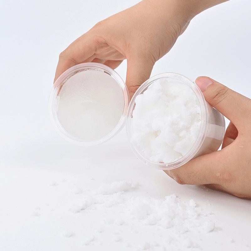 DIY Artificial Snow Powder for Science Experiments and Kindergarten Teaching Aids