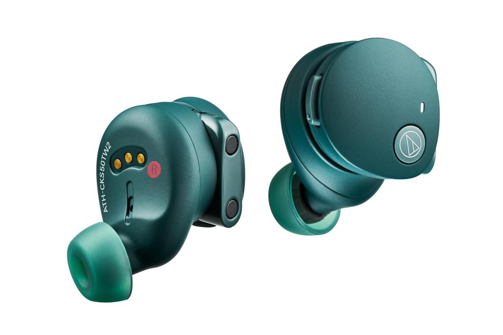 GR True Wireless Bluetooth Earbuds with Magnetic Up To 65 Hours of IP55 Waterproof and Low Latency Fast and Qi Wireless Green Audio-technica