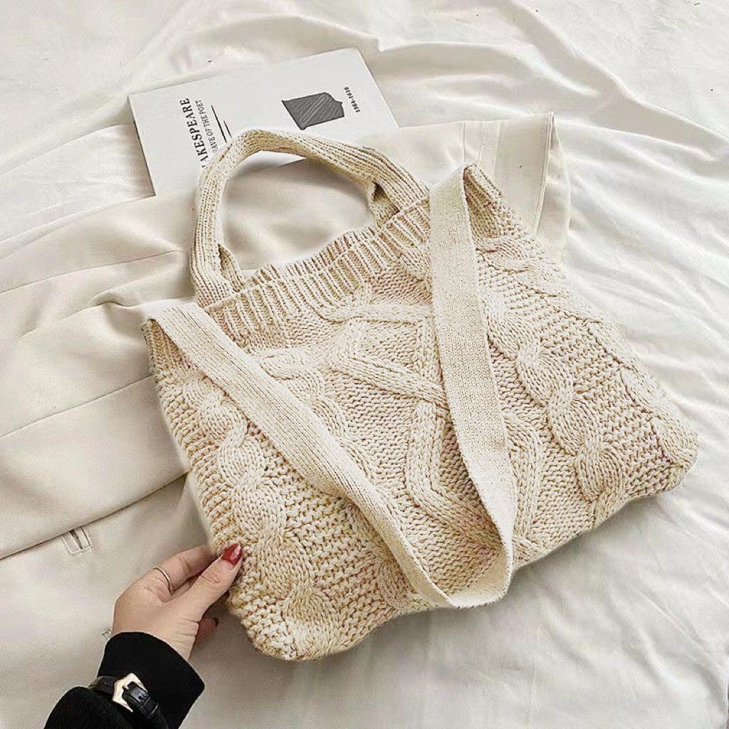 Large capacity tote bag woven bag summer shoulder bag women's hand-woven bag new holiday beach bag