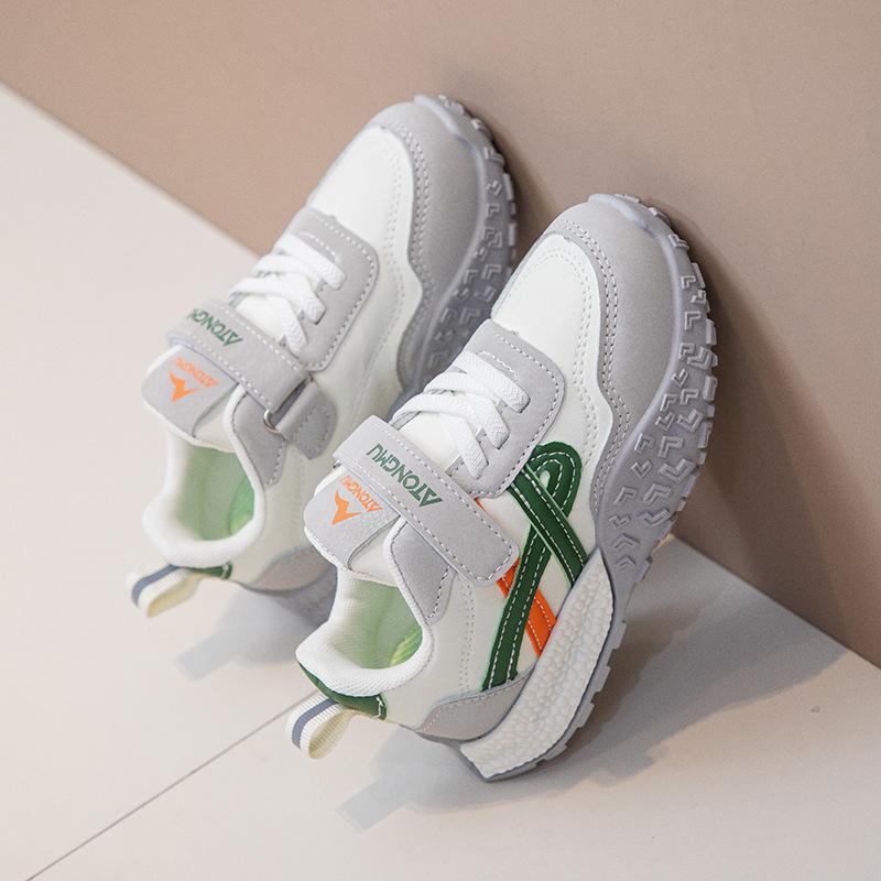 

Children s Korean version of running shoes 2025 Korean version of the new Velcro students boys and girls soft-soled versatile casual sports shoes 37 чорний