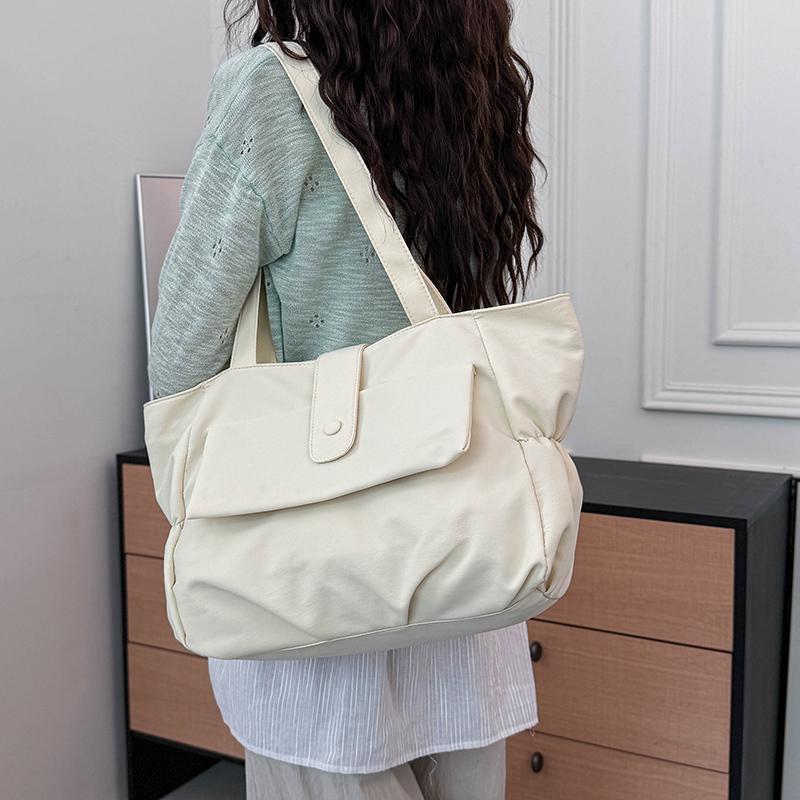 Fashion Large Capacity Nylon Women's Tote Bags Casual Waterproof Youth Shoulder Bag with Front Pocket Lightweight Work Handbag