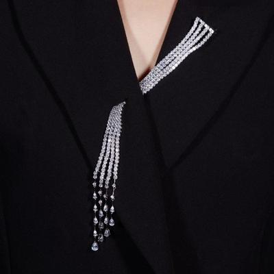 Elegant Long Tassel Brooch Vintage Shoulder Flash Crystal Meteor Shoulder Chain  Suit Accessories
