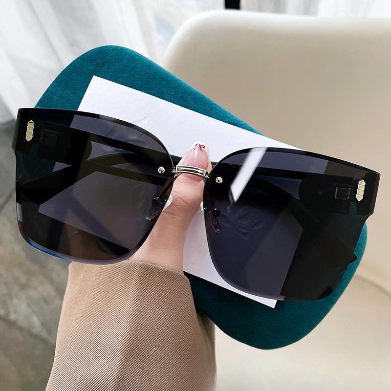 

Безрамные высококачественные солнцезащитные очки с градиентом и вырезом по краям Douyin Xiaohongshu, женские солнцезащитные очки с козырьком для интернет-знаменитостей