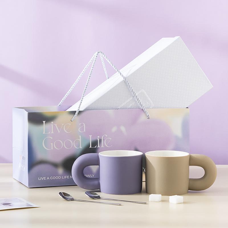 

Good Life Color Glazed Ceramic Water Cup High Value Souvenir Couple Cup Mug Gift Bag Set 301-400ml