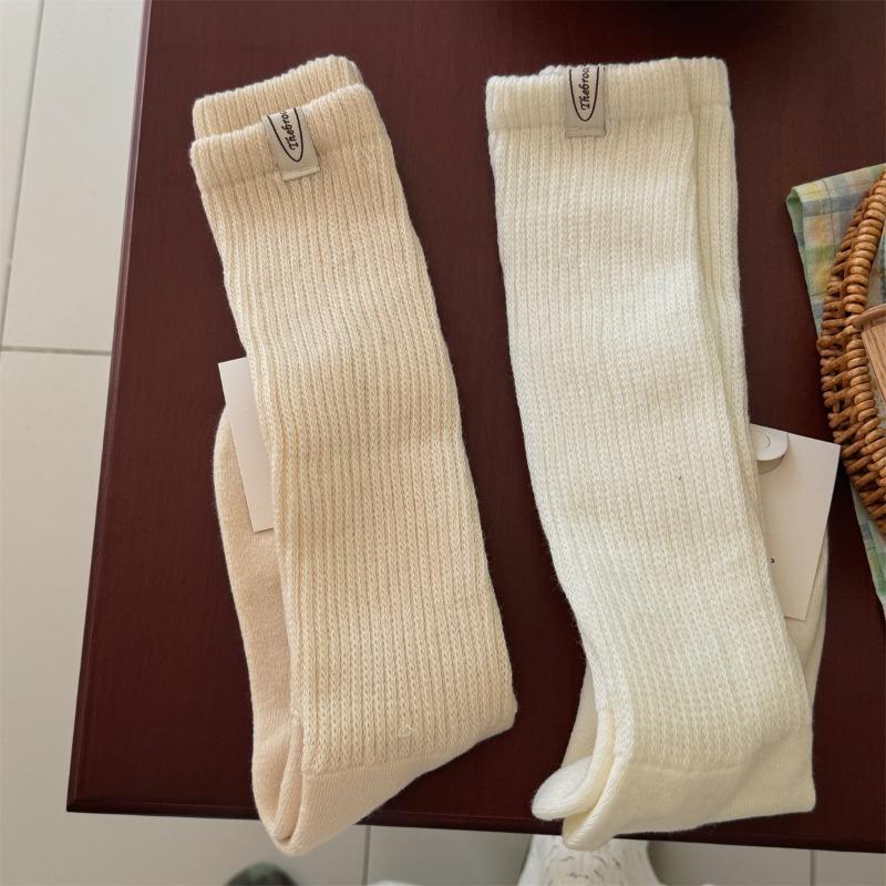 Thick Loop Pile Socks for Autumn and Winter, Solid Color, Versatile Mid-calf Socks That Won't Fall Off, for Women
