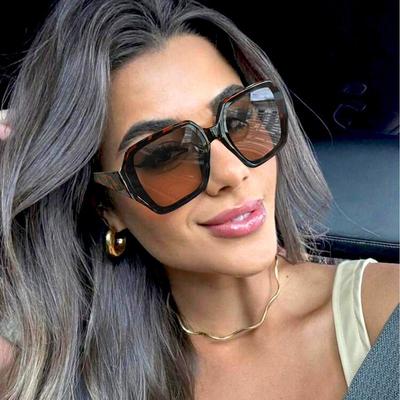 Fahion Vintage Big Square Sunglasses Men Women Retro Brand Designer Black Sun Glasses Unisex Ins Popular Shades Eyewear UV400