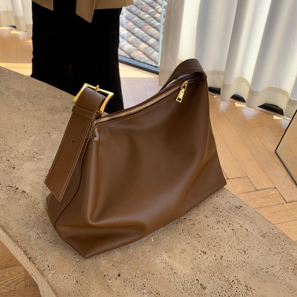 Autumn and Winter Fashion Shoulder Bag Big Bag New Soft Minimalist Style Bag Women's Large Capacity Crossbody Bag