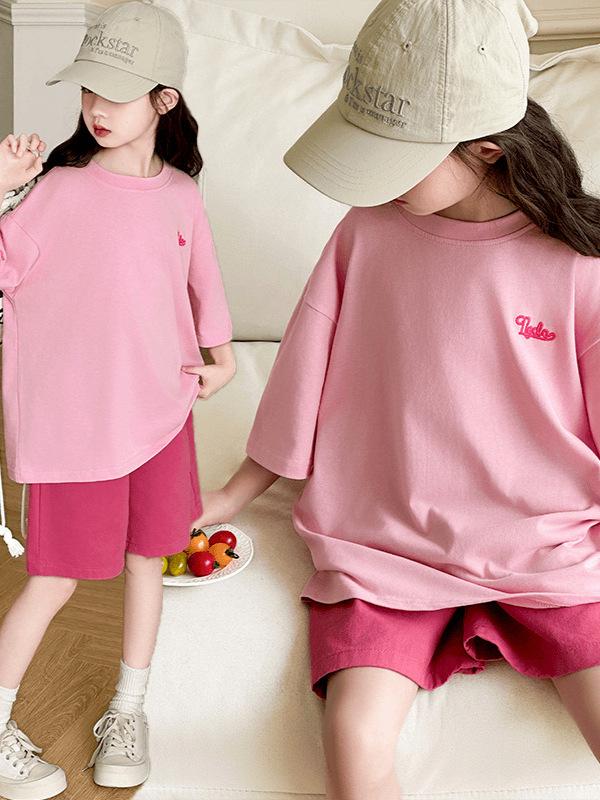 Summer 2026 Girls' Cartoon Print Two-Piece Set: Casual Loose T-Shirt and Shorts
