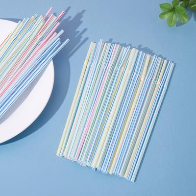 Einweg-Strohhalme Mehrfarbig Biegbare Trinkhalme Lebensmittelgeeigneter Kunststoff Strohhalme für heiße und kalte Getränke Hochzeits-Partyzubehör