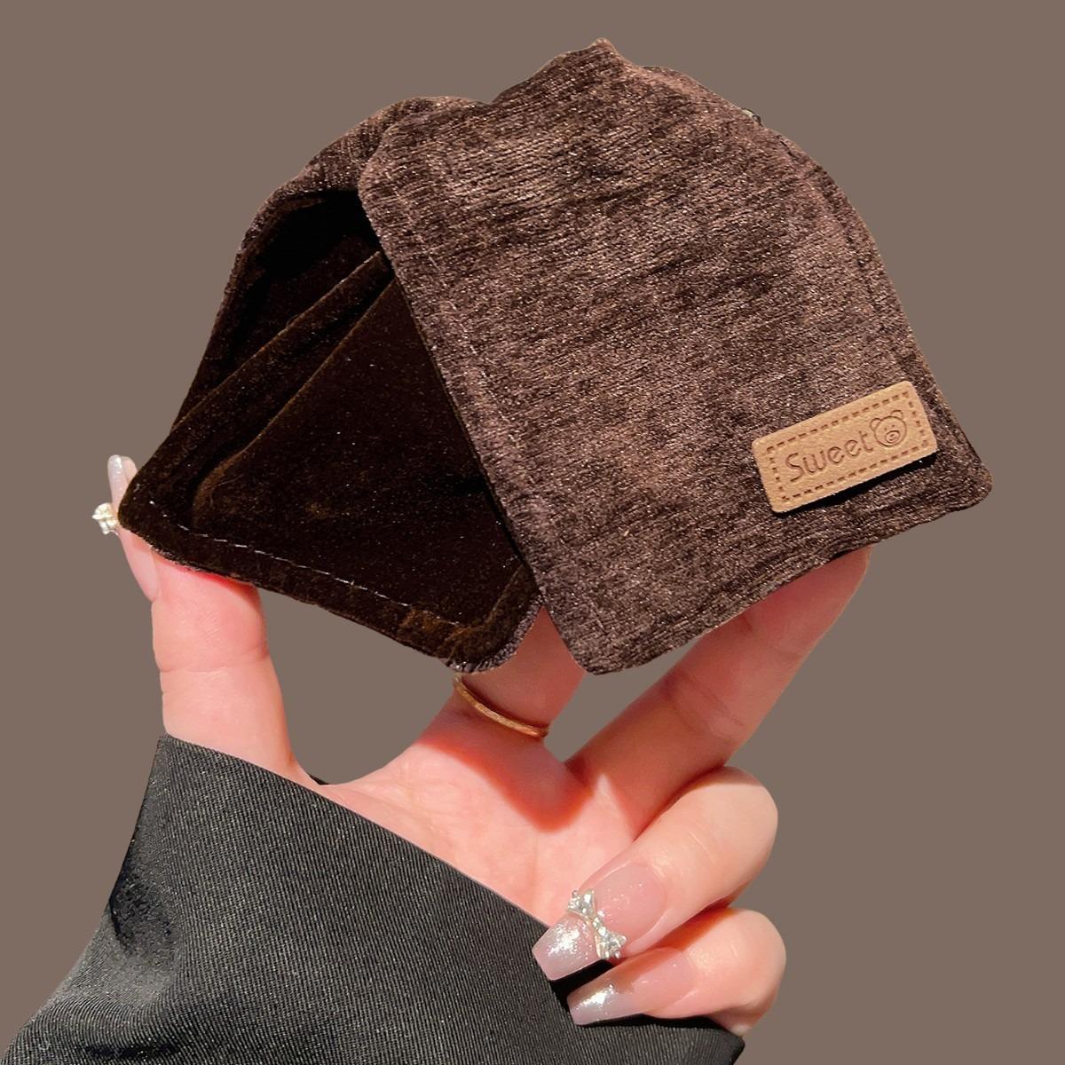 

Retro Brown Velvet Daily Hair Grab Sweet Leather Label Decoration Autumn Winter Smooth Texture Women s Pan Versatile Headpiece
