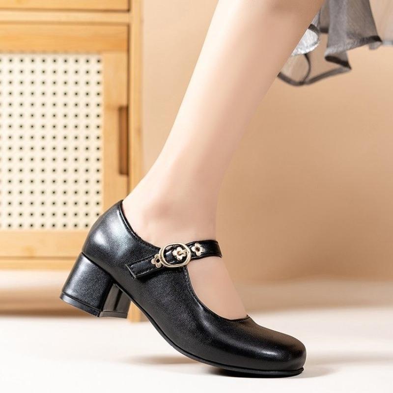2025 Buckle Strap Mary Janes Women's High Heels Round Toe Shallow Chunky Heels Pumps for Fashion Retro Office & Career Shoes