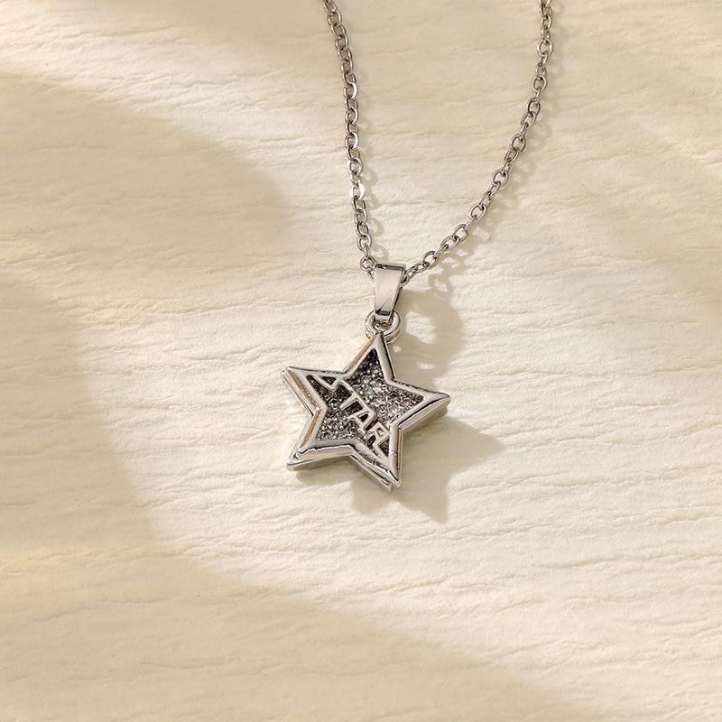 Titanium Steel Non-fading Necklace - European & American Style, Light Luxury, Versatile Korean Fashion, Perfect for Women and Girlfriend Gifts.