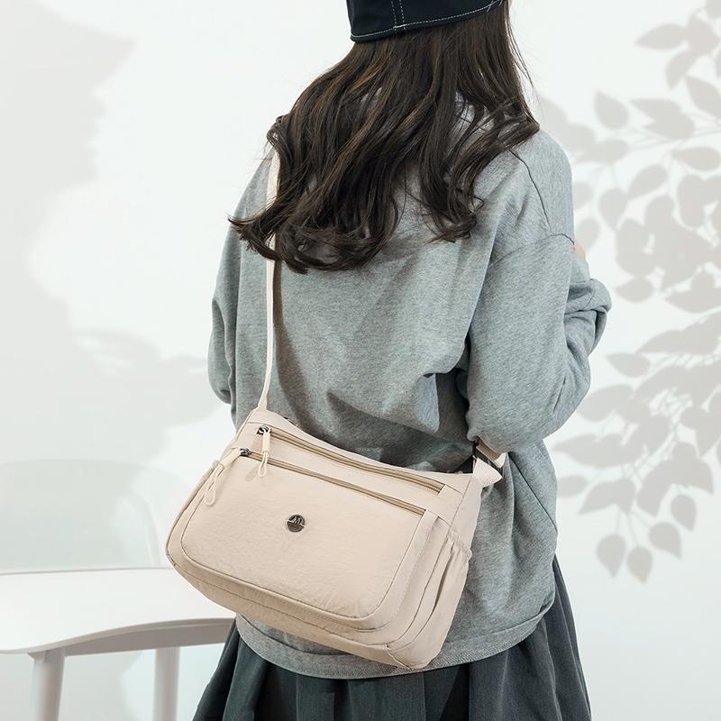 Neutral Party's New Nylon Shoulder Sling Bag for Women, Fashionable and Casual Women's Bag