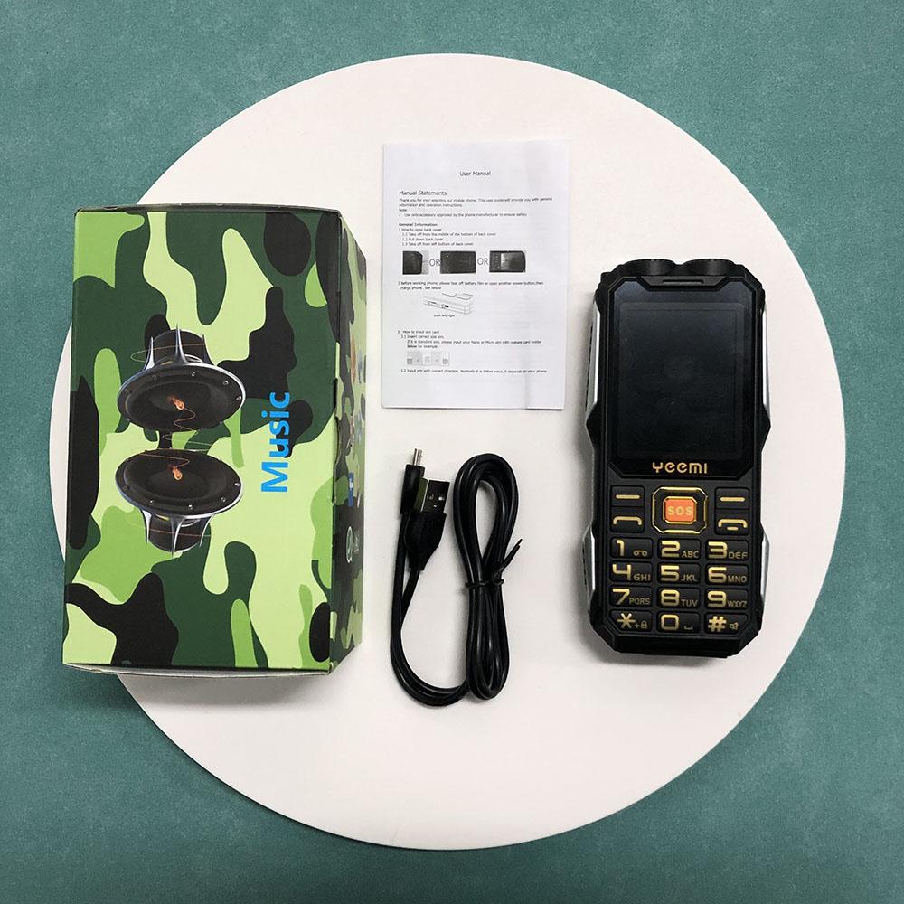 YEEMI Q8-1 2.4inch Screen 4G Button Phone Dual SIM Card Dual Flashlight One Click SOS Mp3 Mp4 FM Big Battery Big Button Mobile Phone