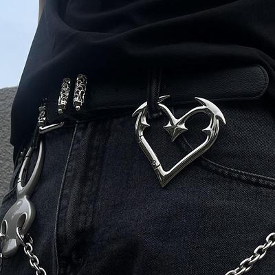 Chaveiro Fivela Coração Amoroso Geométrico Indústria Pesada Pingente de Metal Criativo Acessório de Bolsa Punk Rock Y2K Acessório de Estilo para Cintura Presente