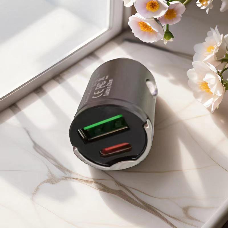 Alaşım Çekme Halkası 100W Hızlı Şarj Görünmez Evrensel Araç Şarj Cihazı PD30W ile