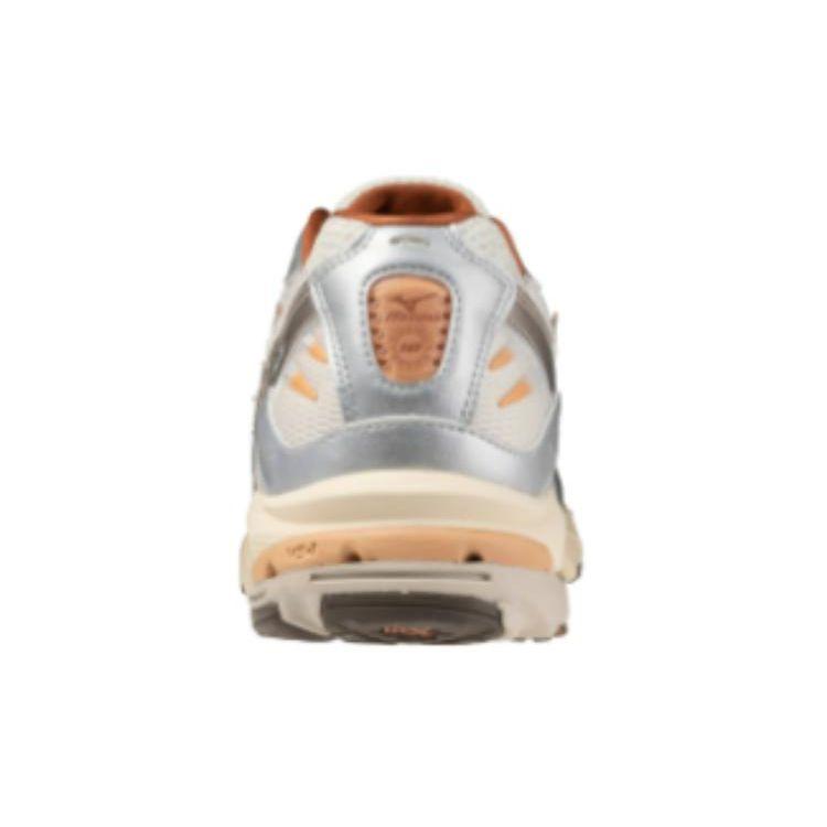 Mizuno Wave Rider 10 Shifting Sand Snow White Unisex Sneakers Cream D1GA243102