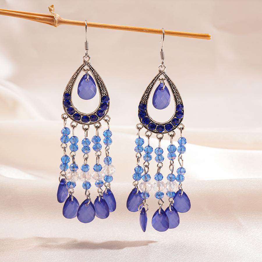 Luxuriöse Rote Blume Quastenohrringe: Stilvolle, Hochwertige Statement-Ohrstecker für Damen