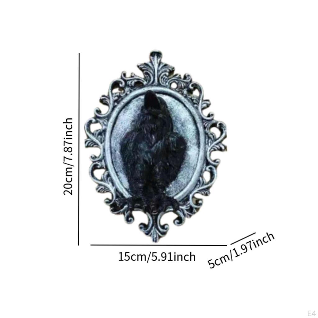 Gotická nástěnná figurka závěsná retro dárek na kolaudaci socha horor do ložnice do interiéru